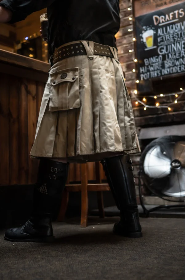 Versatta Cargo Kilt - Khaki - Image 3