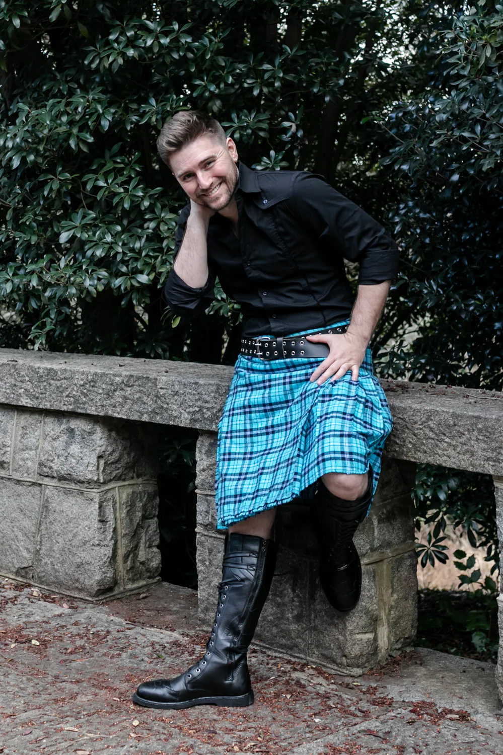 Versatta Tartan Traditional Kilt - Aethervale - Image 4